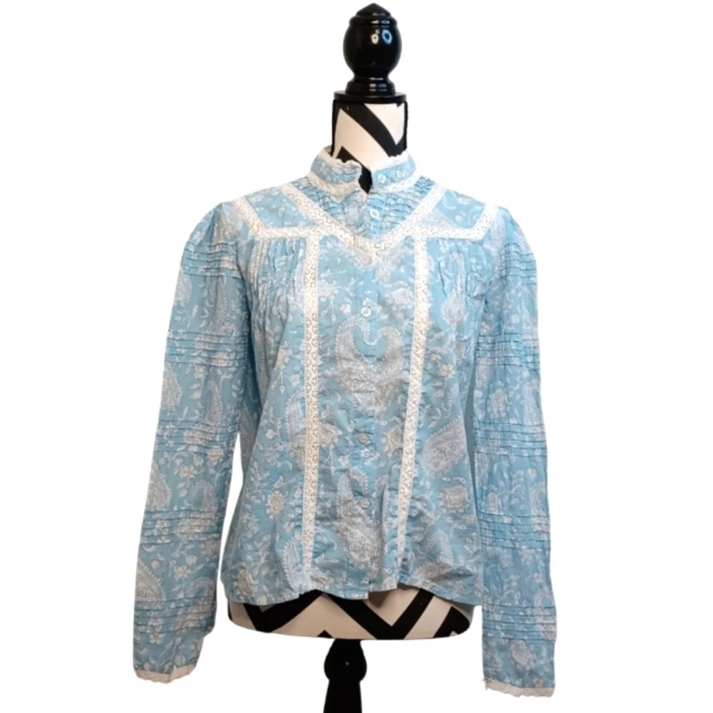 Tuckernuck Light Blue and White Floral Lace-Trim Button Down Shirt - Picture 2 of 15